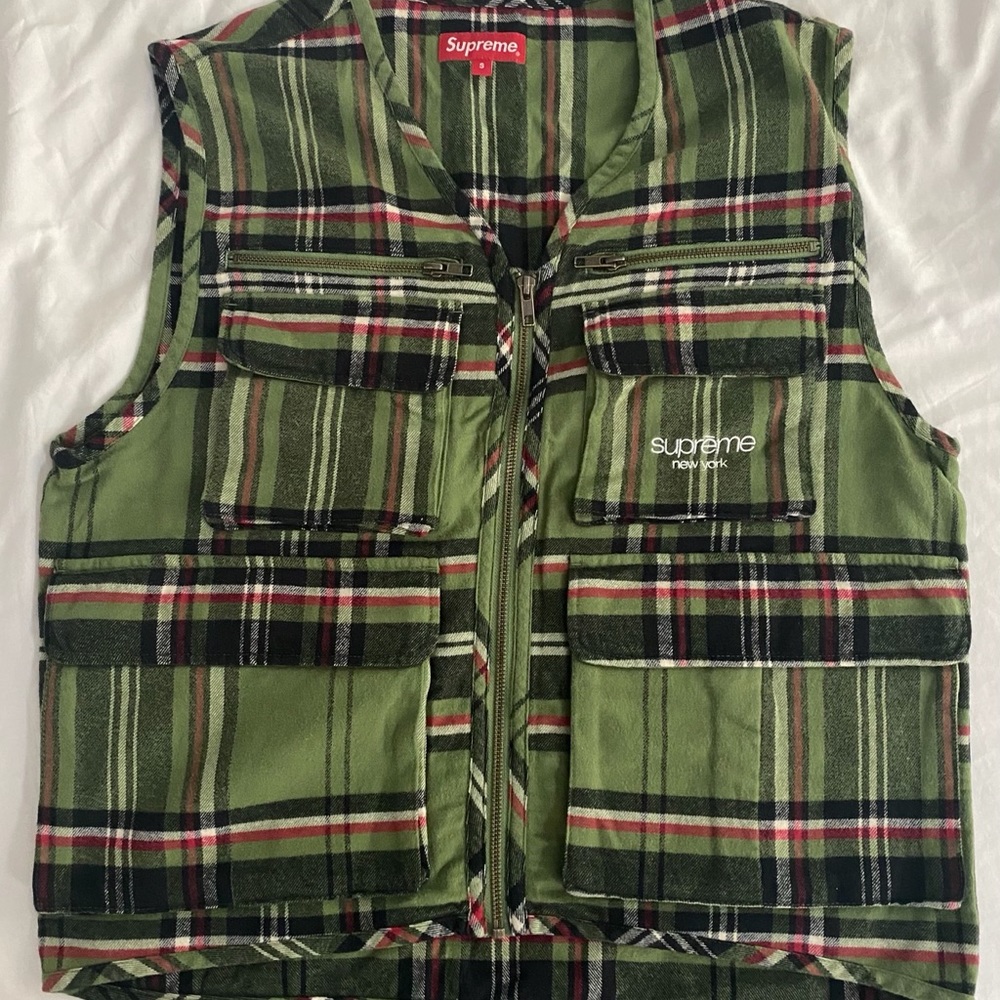 Rare SUPREME VEST